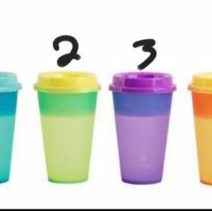 Color changing cups